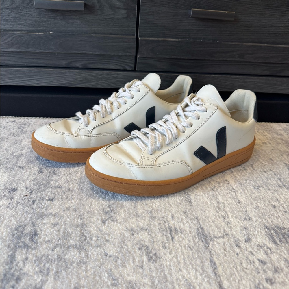 Veja Men's V-12 Sneakers